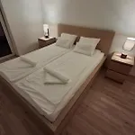 Duna Wellness Apartment